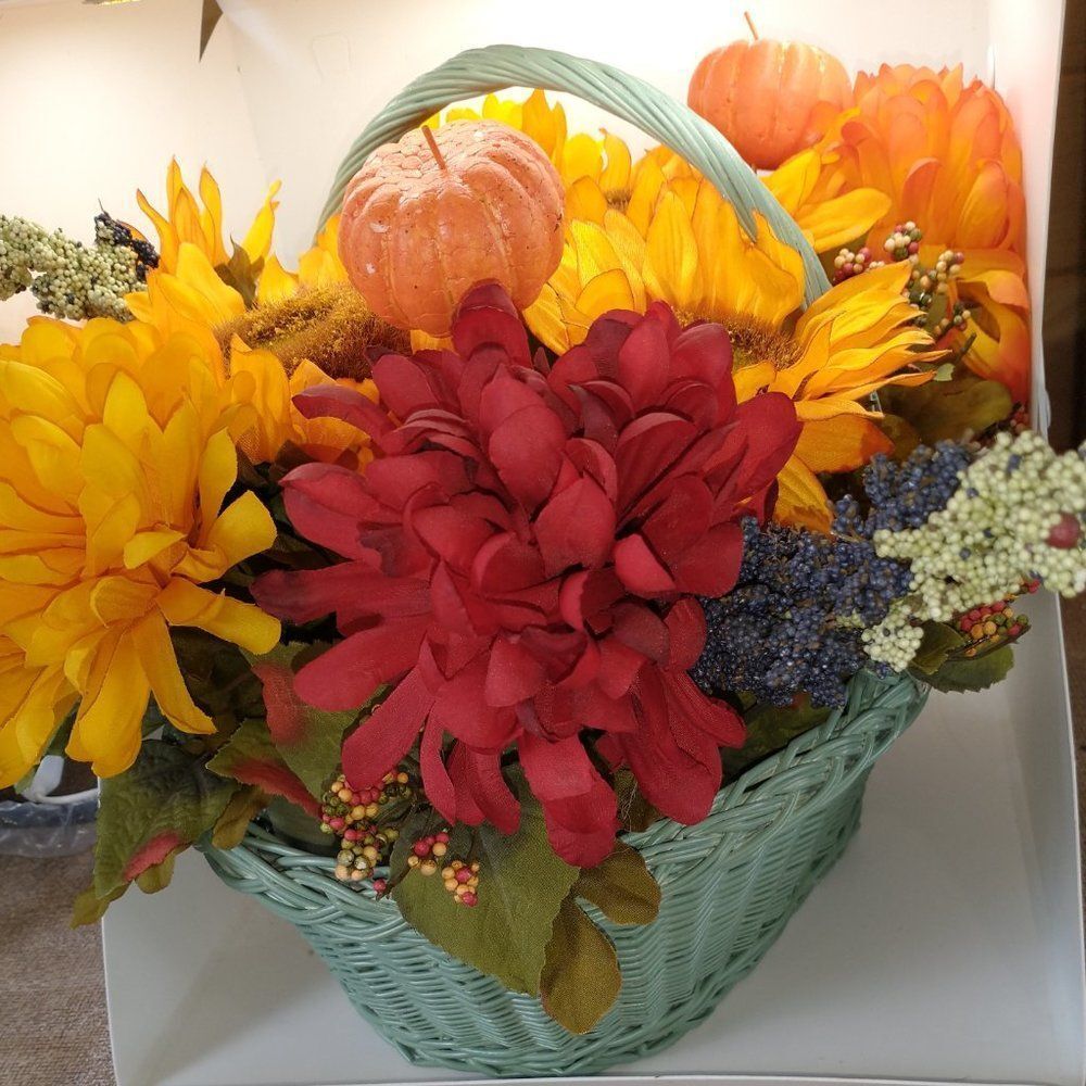 Hand Crafted Floral Centerpiece Fall Decoration Flower Table Arrangement - Picture 2 of 6